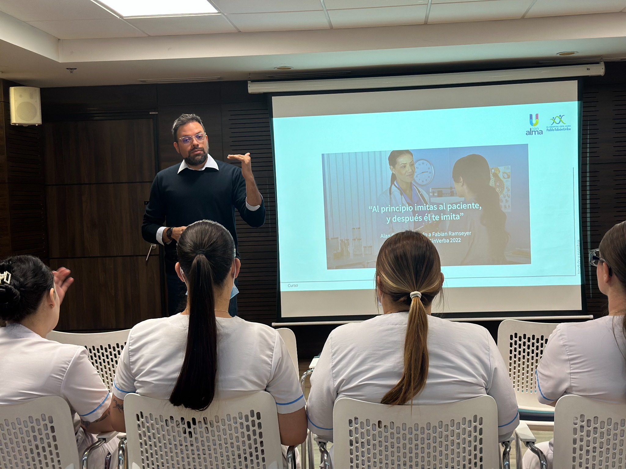 Formación con profesionales de la salud